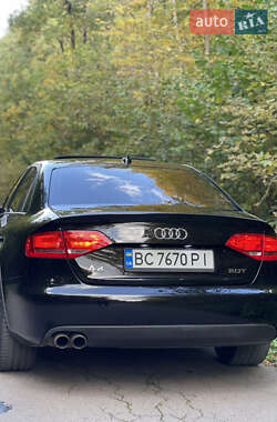 Седан Audi A4 2011 в 