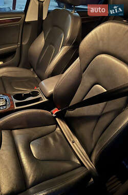 Седан Audi A4 2014 в 