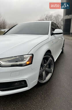 Седан Audi A4 2013 в 