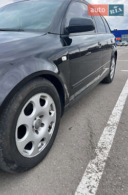Универсал Audi A4 2002 в 