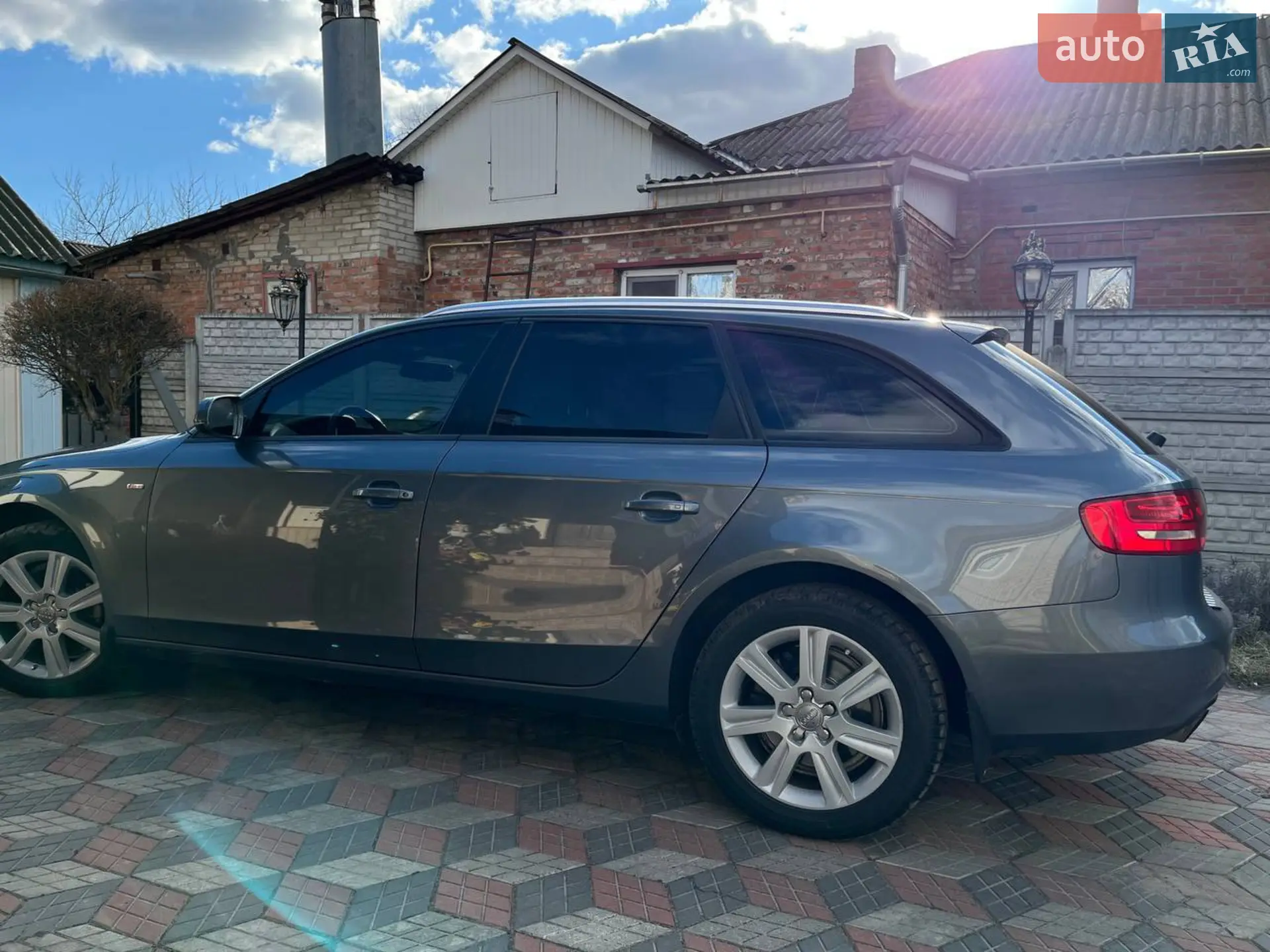 2012 Audi A4 - мініатюра 9