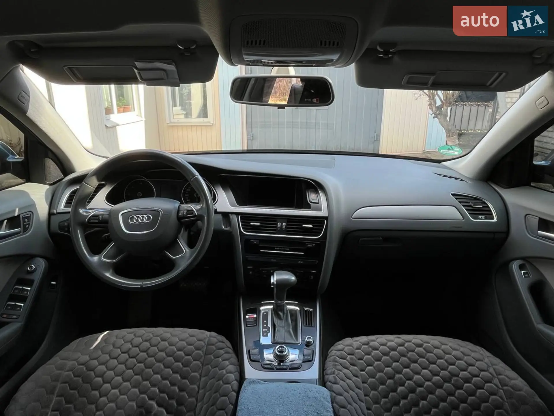 2012 Audi A4 - мініатюра 18