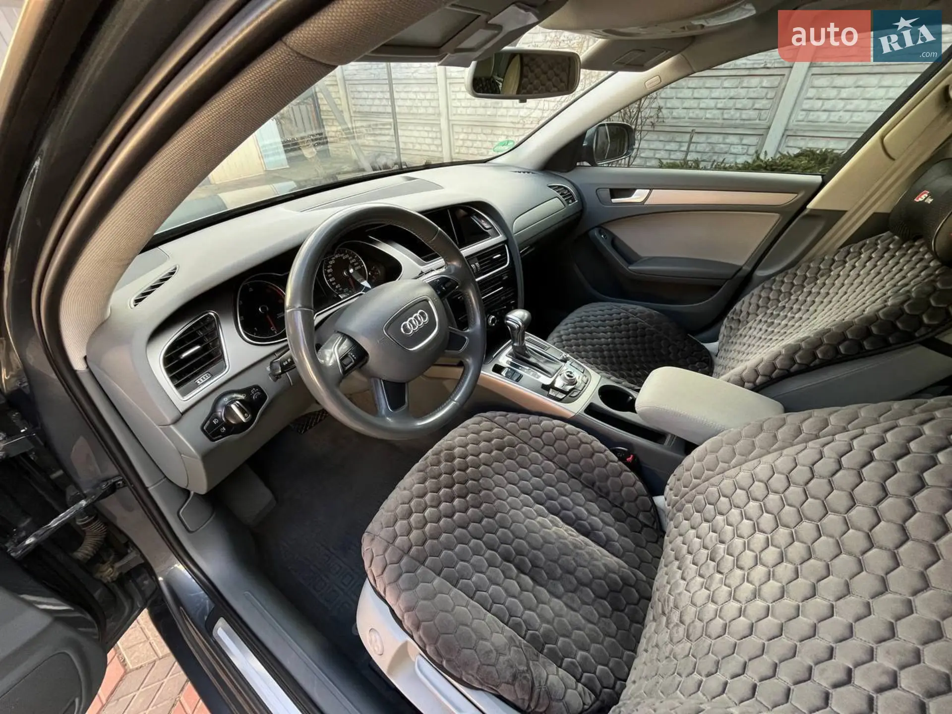 2012 Audi A4 - мініатюра 23