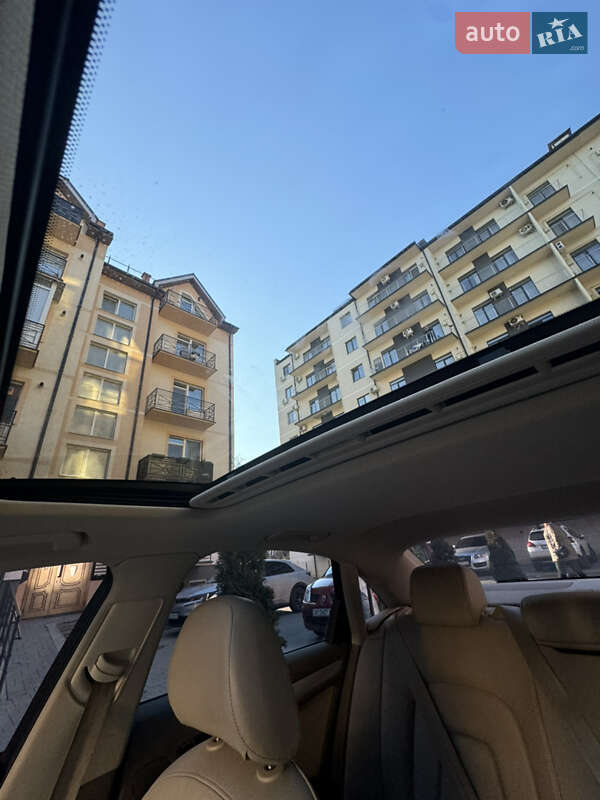 Седан Audi A4 2012 в Ужгороде