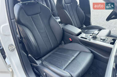 Седан Audi A4 2015 в 