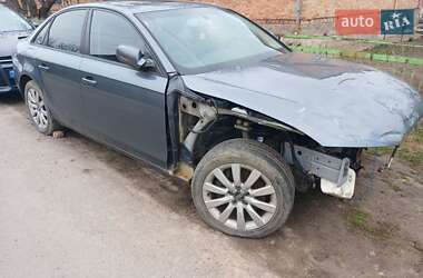 Седан Audi A4 2013 в Ровно