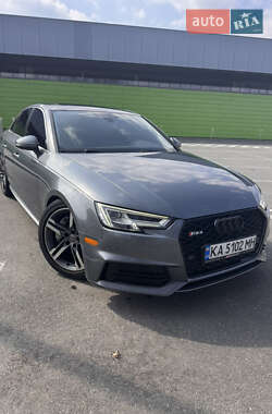 Audi A4 2017