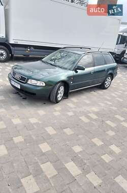 Универсал Audi A4 1996 в 