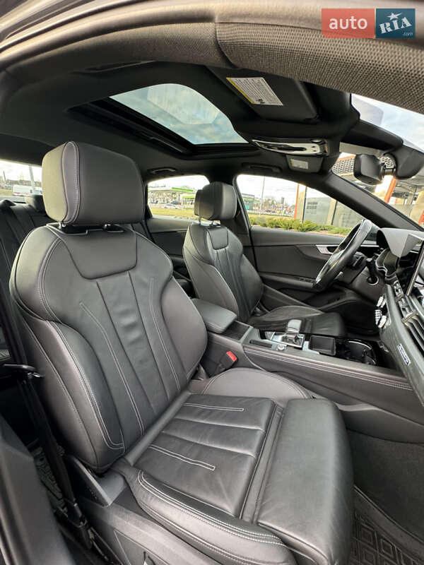 Седан Audi A4 2021 в Харькове