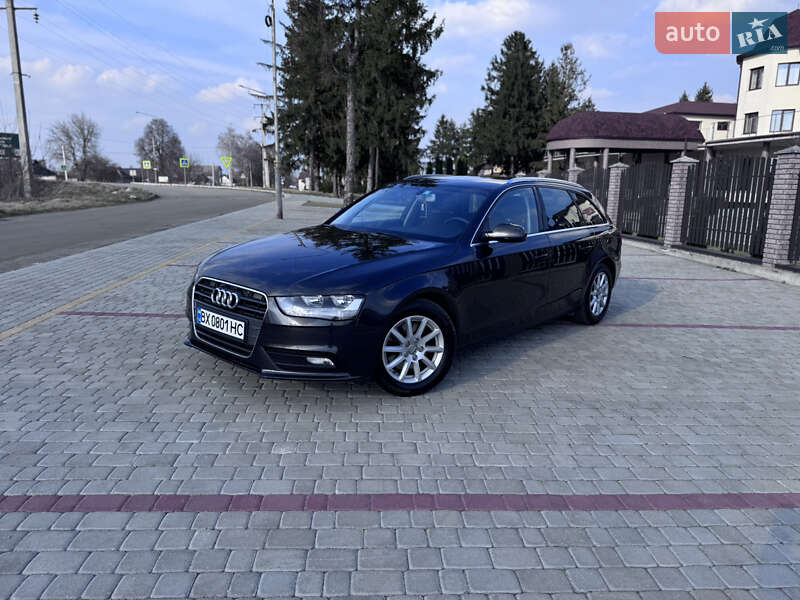 Универсал Audi A4 2012 в Староконстантинове