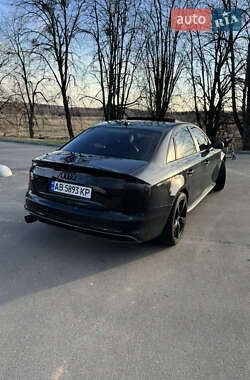 Седан Audi A4 2015 в 