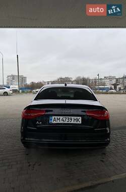 Седан Audi A4 2014 в 