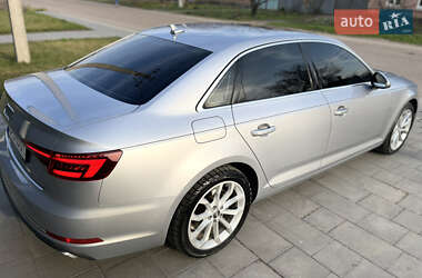 Седан Audi A4 2019 в 