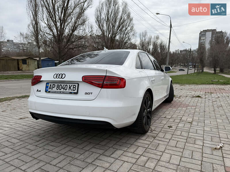 Седан Audi A4 2012 в Запорожье