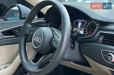 Седан Audi A4 2016 в 