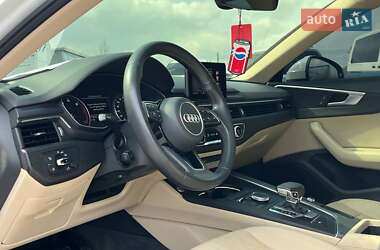 Седан Audi A4 2016 в 