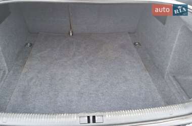 Седан Audi A4 2002 в 