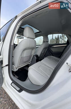 Седан Audi A4 2014 в 