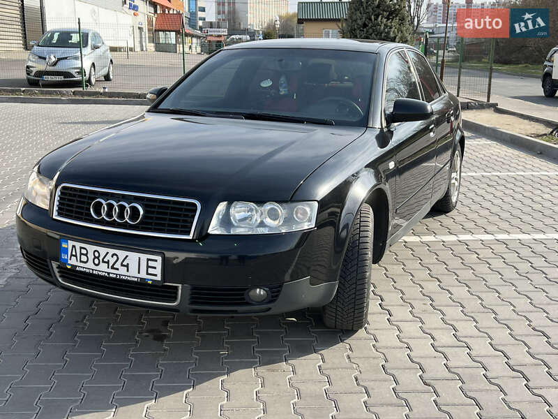 Седан Audi A4 2002 в 