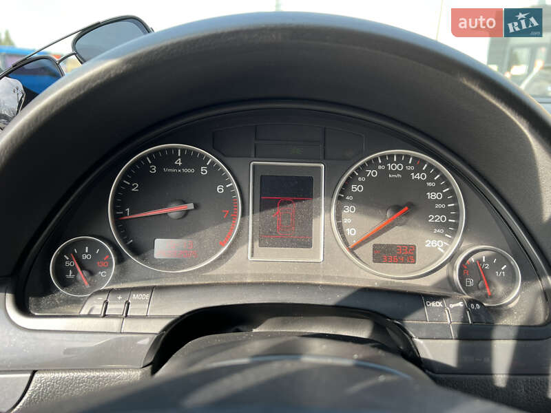 Седан Audi A4 2002 в Виннице