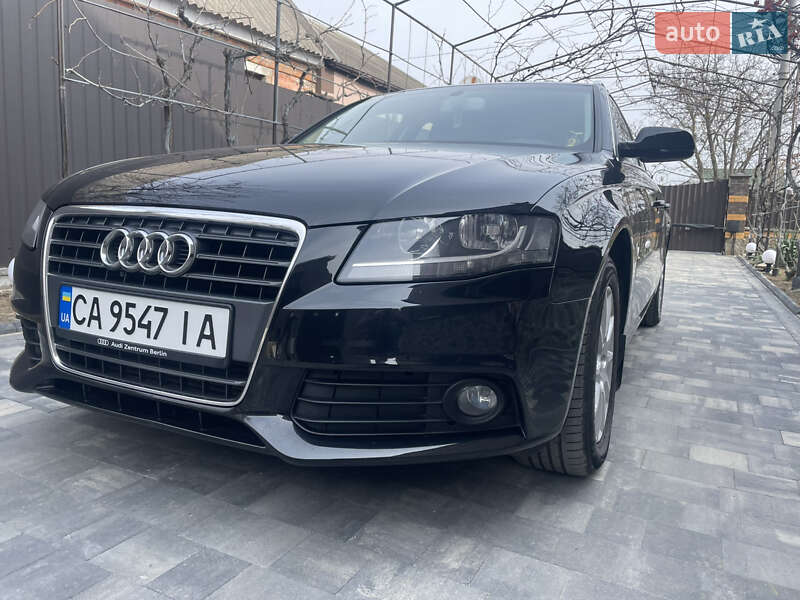 Универсал Audi A4 2011 в Умани