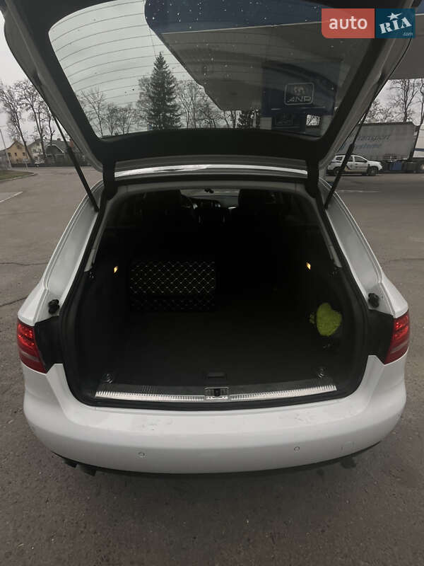 Універсал Audi A4 2011 в Самборі