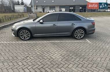 Седан Audi A4 2017 в 