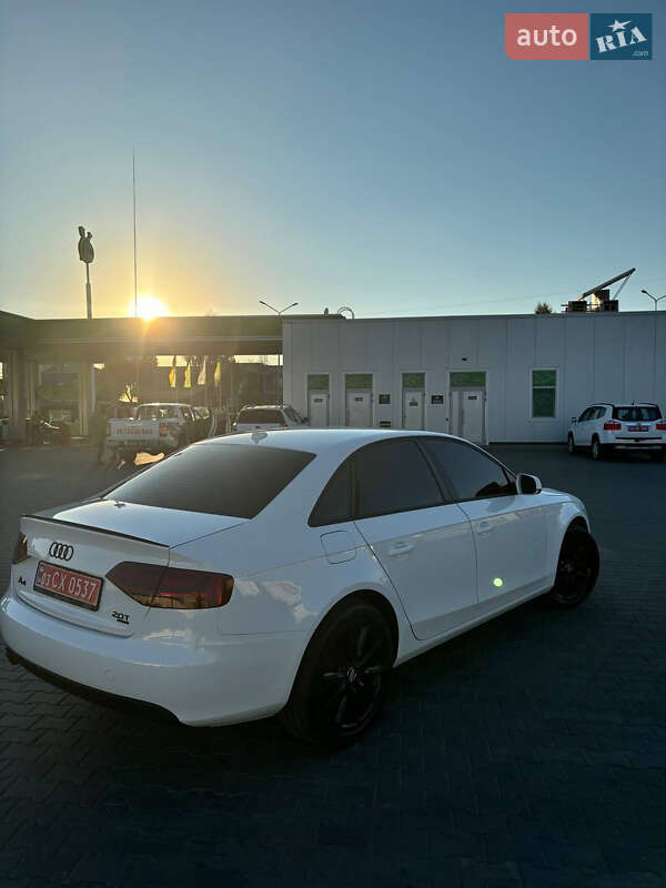 Седан Audi A4 2009 в Луцьку