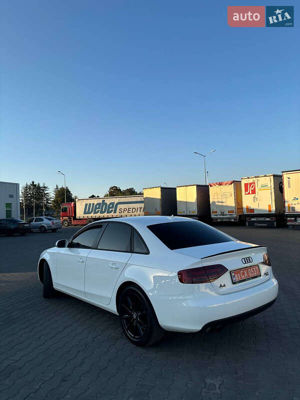 Седан Audi A4 2009 в Луцьку