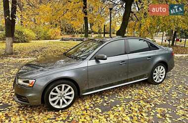 Седан Audi A4 2014 в 