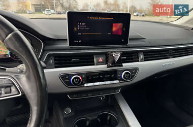 Седан Audi A4 2016 в 