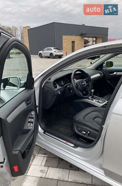 Седан Audi A4 2013 в 