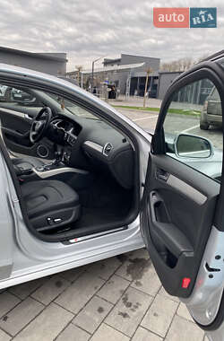 Седан Audi A4 2013 в 