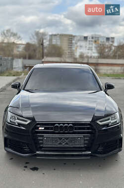 Audi A4 2017 Audi A4 2017