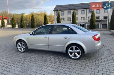 Седан Audi A4 2003 в 