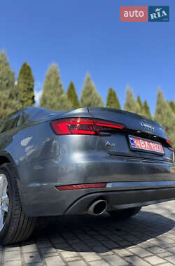 Седан Audi A4 2016 в 