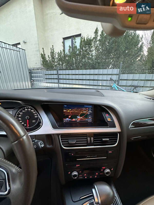 Седан Audi A4 2015 в Киеве
