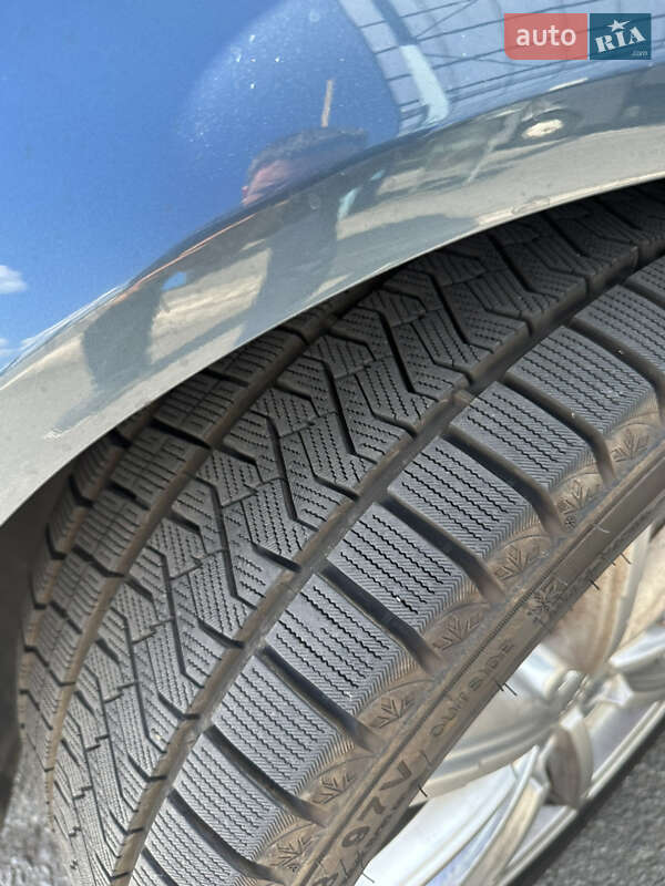 Седан Audi A4 2015 в Киеве