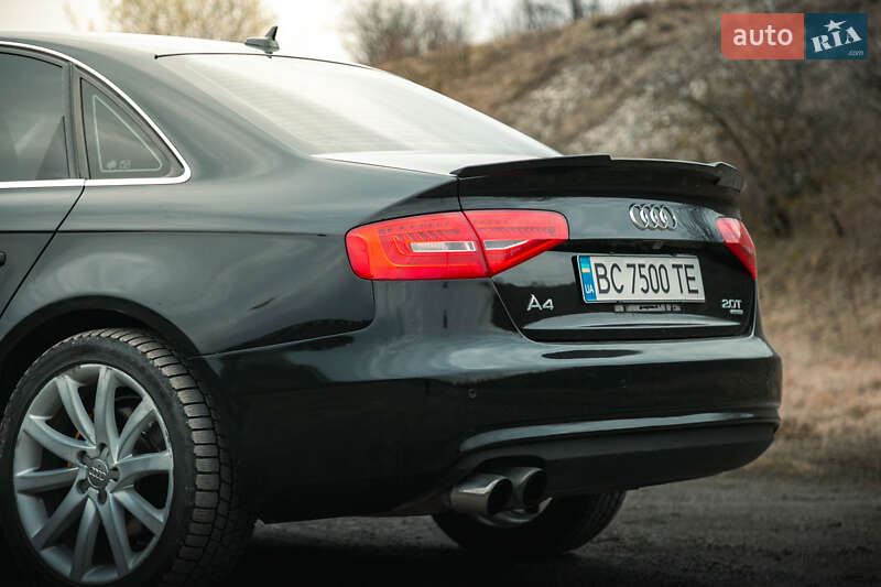 Седан Audi A4 2013 в Золочеве