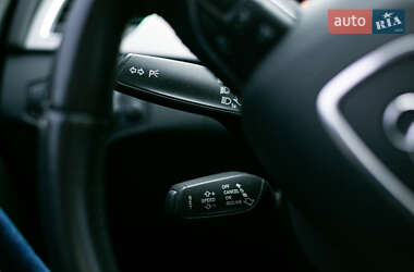 Седан Audi A4 2013 в 