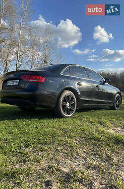 Седан Audi A4 2011 в 