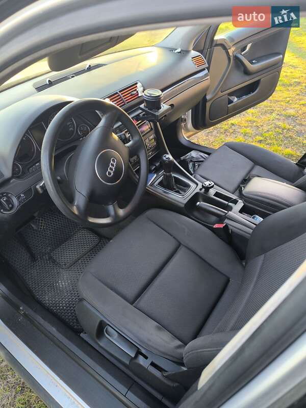 Универсал Audi A4 2002 в Маневичах