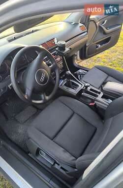 Универсал Audi A4 2002 в 