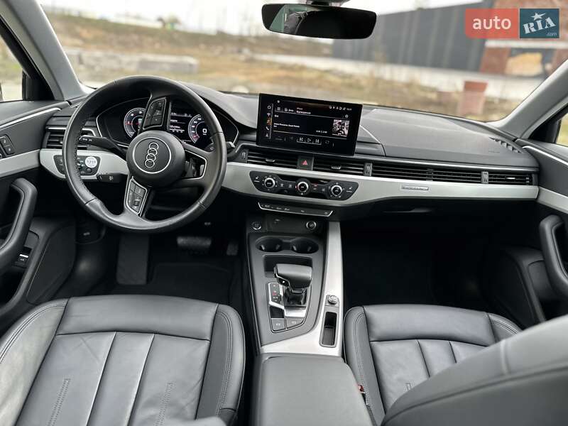 Седан Audi A4 2021 в Хмельницком
