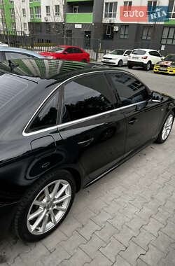 Седан Audi A4 2015 в 