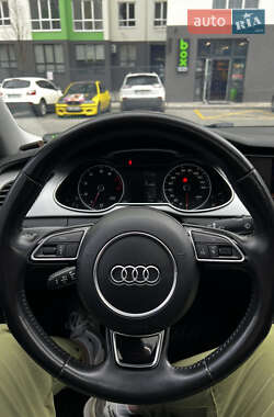 Седан Audi A4 2015 в 