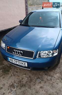 Седан Audi A4 2001 в 
