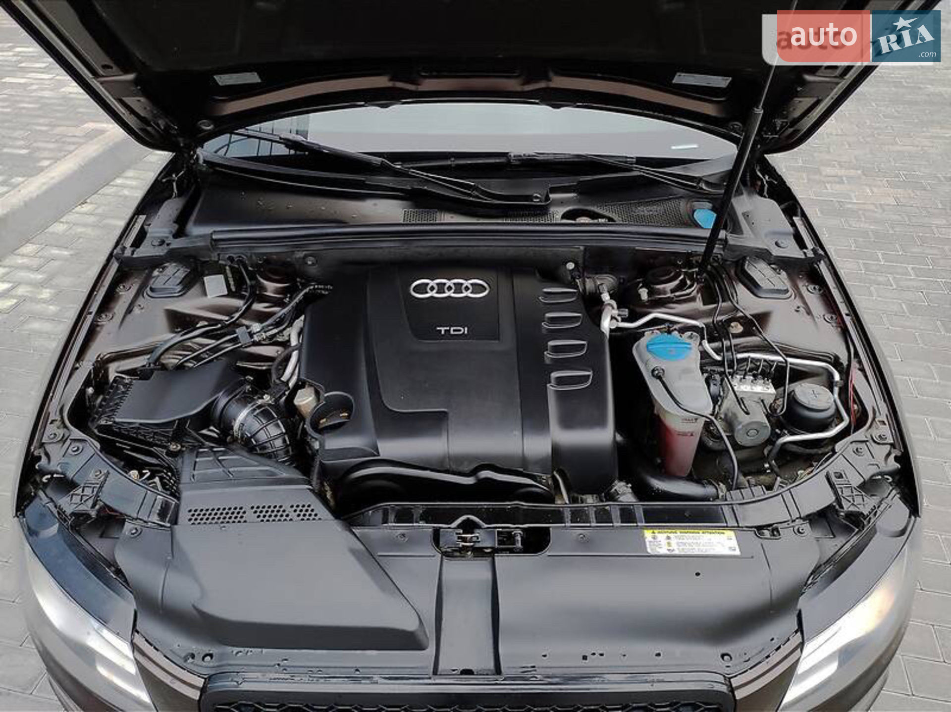 2010 Audi A4 - мініатюра 15