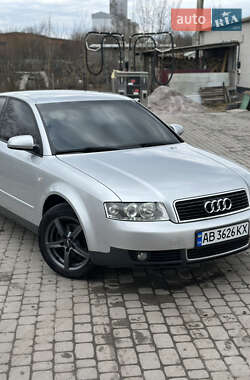 Седан Audi A4 2001 в 