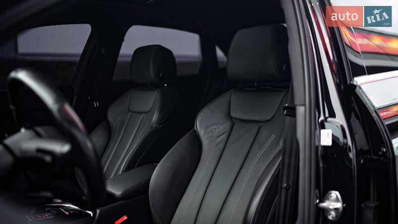 Седан Audi A4 2020 в Львові